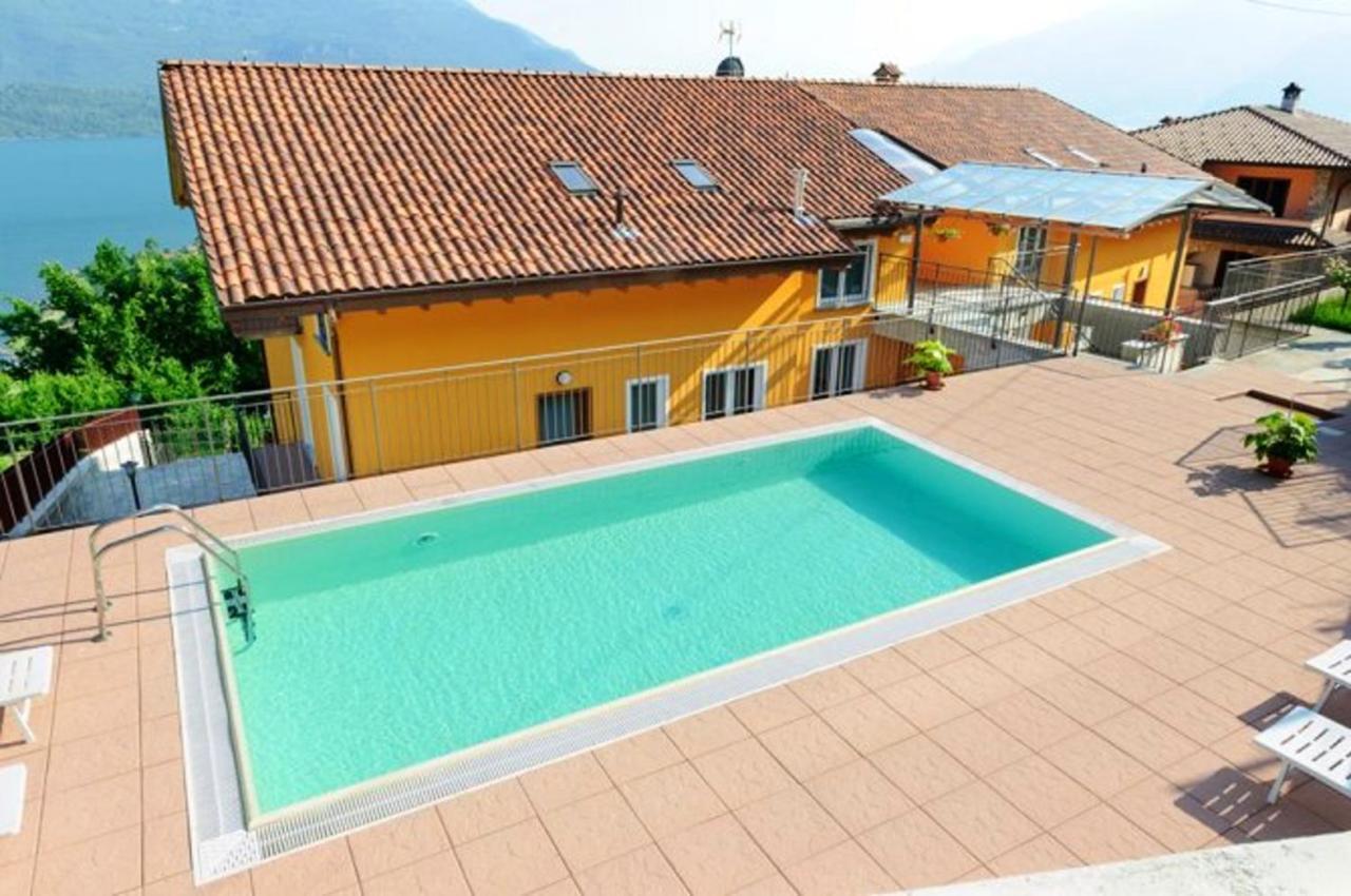 Lakeside Vercana: Two-bedroom With Pool And Balcony Apartment Vercana
